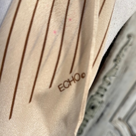 Echo Elegant Beige Striped Scarf - Picture 2 of 5